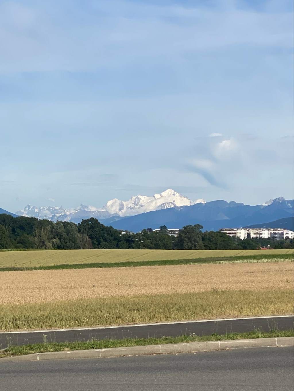 初投稿は、欧州最高峰の山、モンブラン｜フランス
